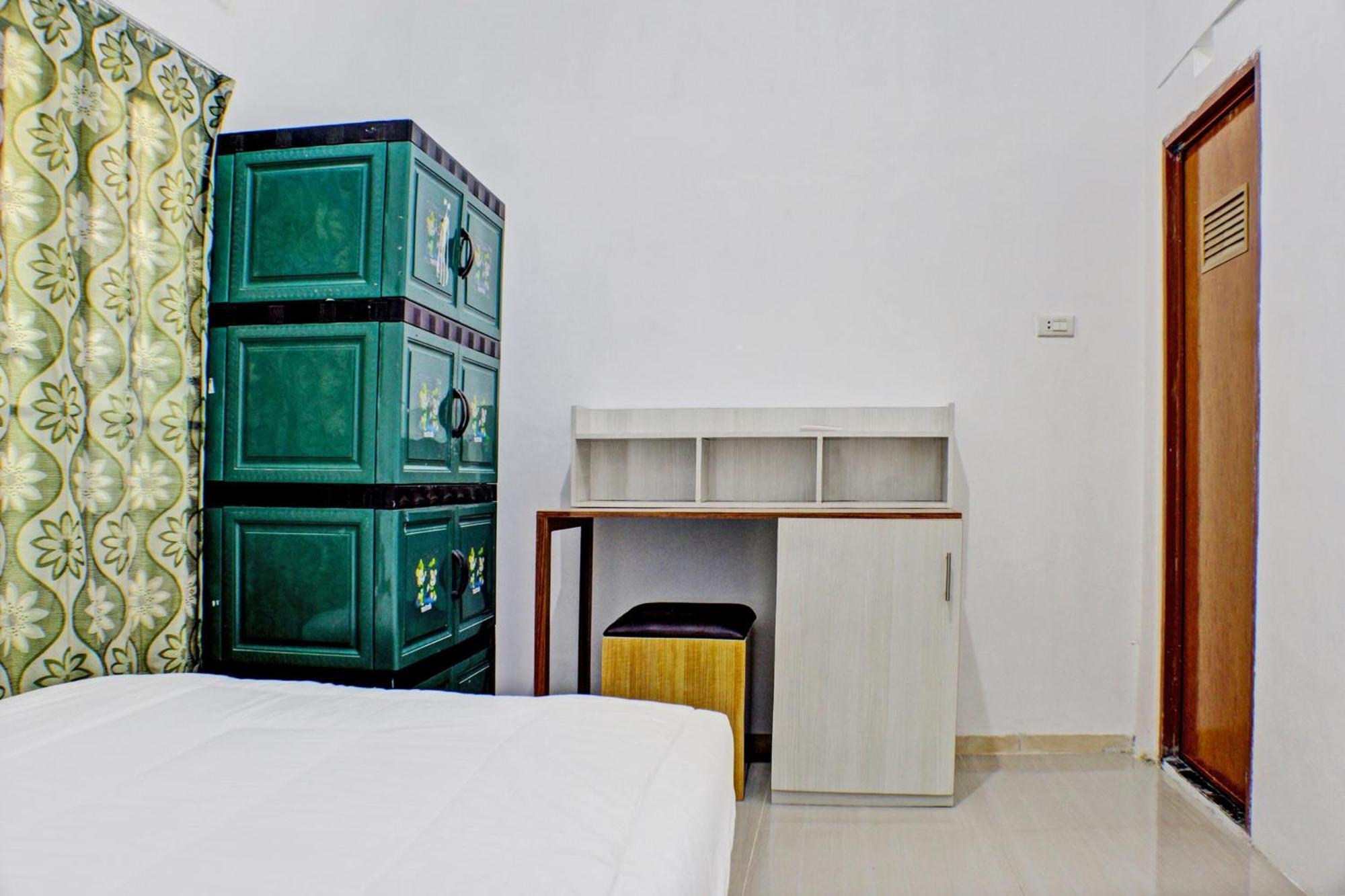 Oyo Life 93138 Anugrah Kost Syariah Hotel Bandar Lampung Exterior photo